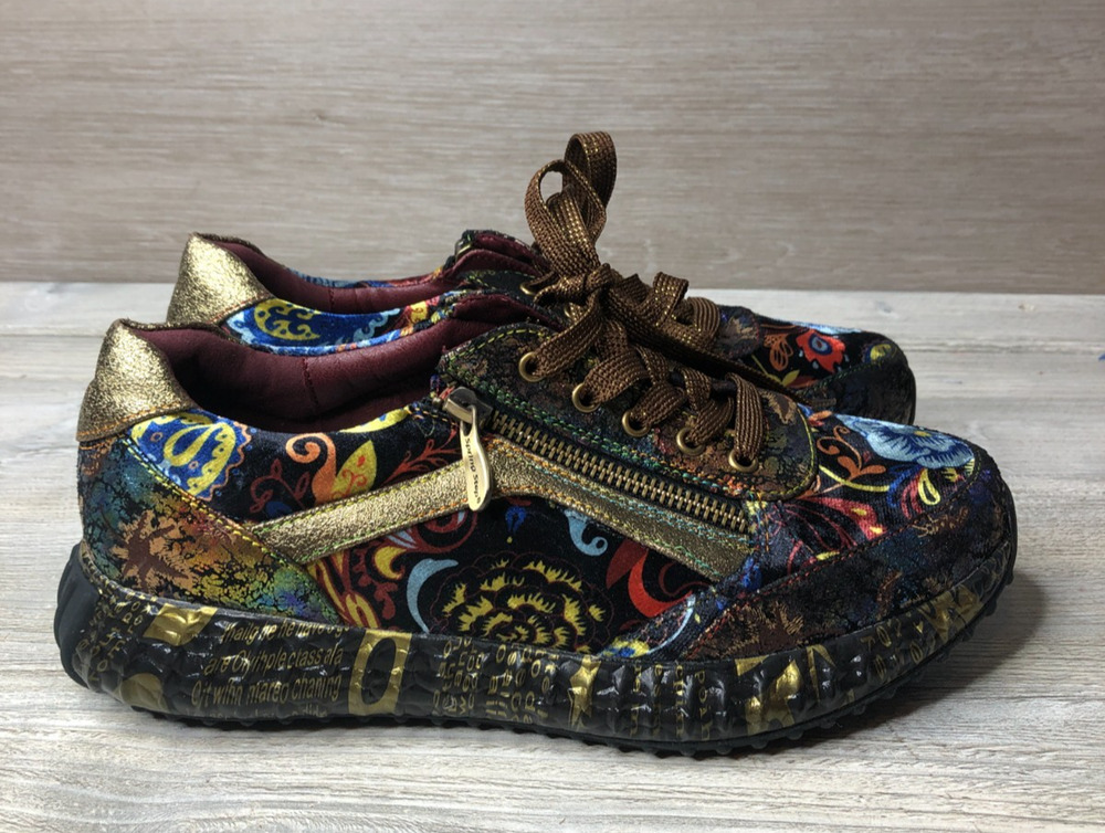 L’Artiste Spring Step Alianna Floral Leather Sneakers EU 40 / US 9 MSRP $150